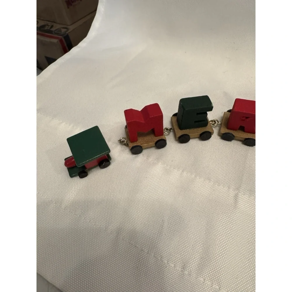 TRAIN Assortment Wooden Resin Christmas Ornaments And Conductor In Felt Suit Lot